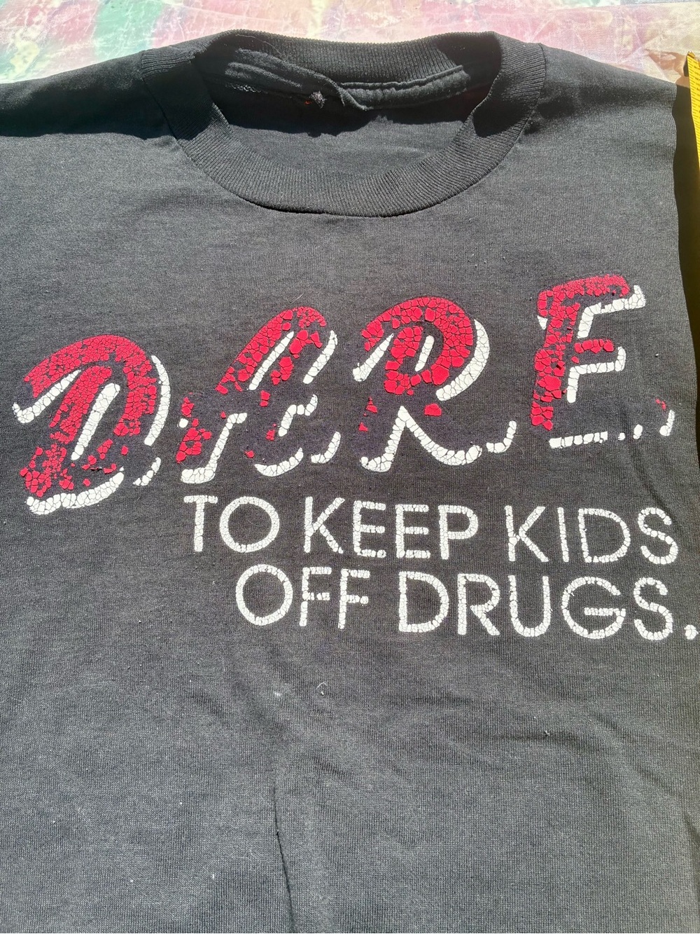 Vintage, rare, retro D.A.R.E. Black ' Graphic Tee - Keep Kids Off Drugs